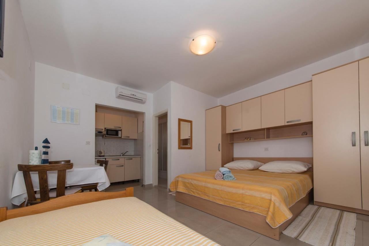 Apartment Villa Besker Makarska Ngoại thất bức ảnh